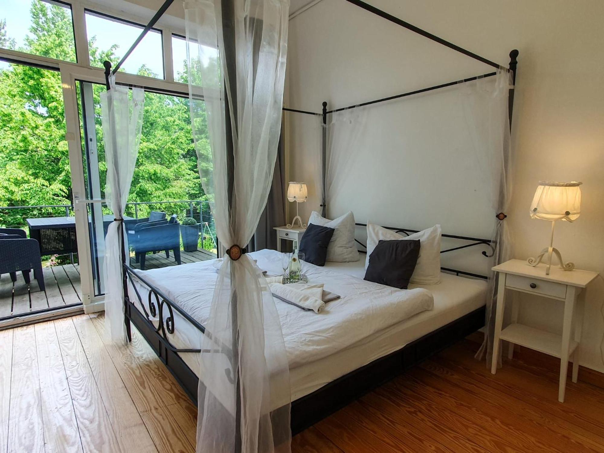 Deutsche Villa Rostock Bagian luar foto
